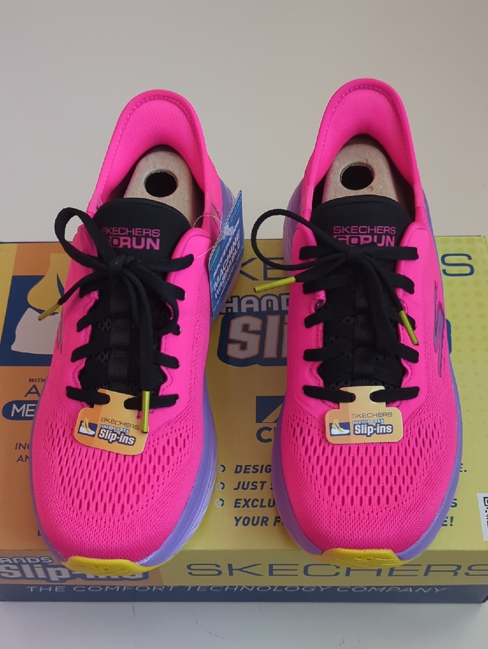 Skechers Kaplan Hands Free Slip-ins Women's Max Cushioning Elite 2.0 Sneakers - Picture 2 of 6